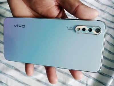 vivo s1 8/256 pece vip ha koi majhor masla nhi