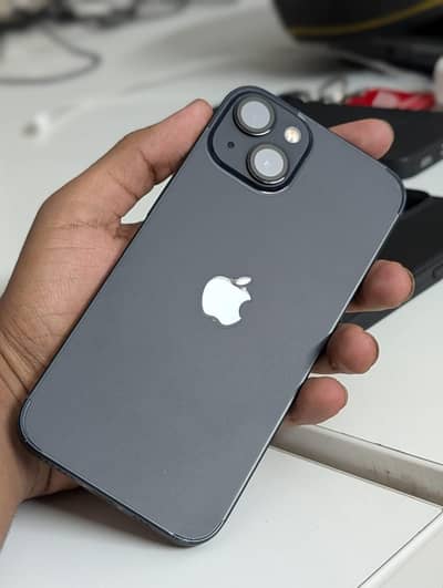 Iphone 13 128GB JV (10/10 condition, 100% BH)