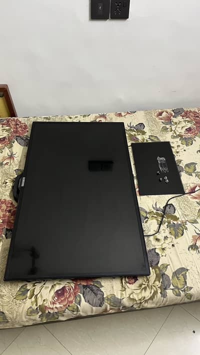 SAMSUNG LED TV 42” Inch