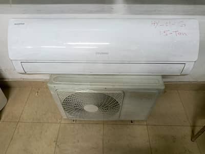 Hyundai  1.5 ton DC inverter 1 year warranty  Genuine  (0306/4462/443)