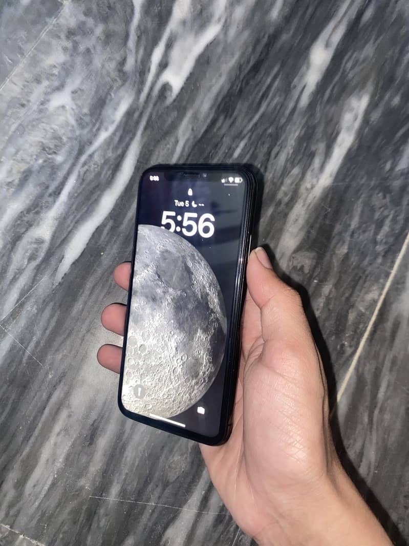 IPHONE X 0