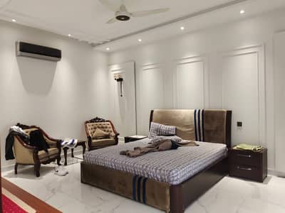 1 KANAL HOUSE N M3 WITH VERY RESONABLE PRICE IN LAKE CITY