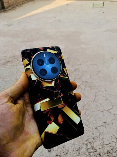 Realme 12 Pro + 5G 12/256 Oficial PTA Pysical Dual Sim Exchang Posible