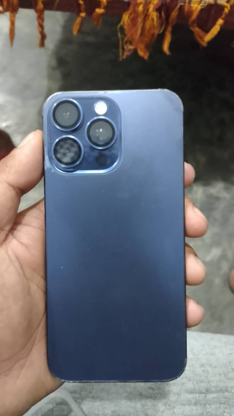 iPhone 15 pro max 1