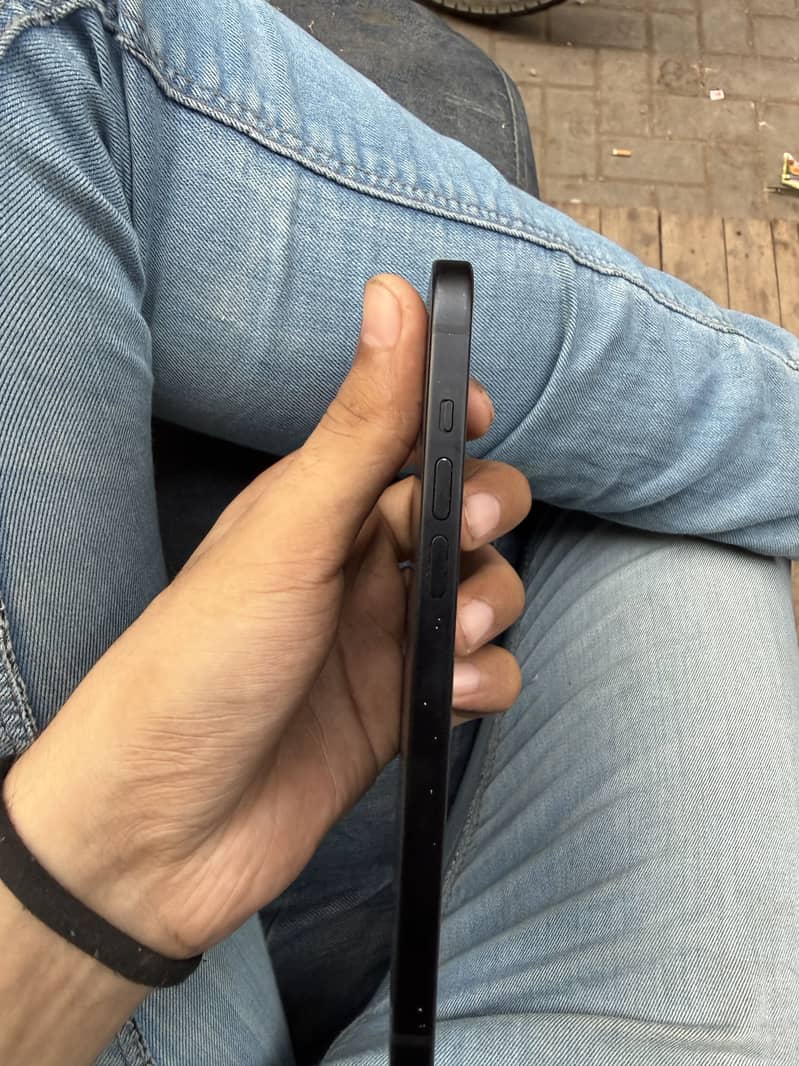 iphone 15 plus 3