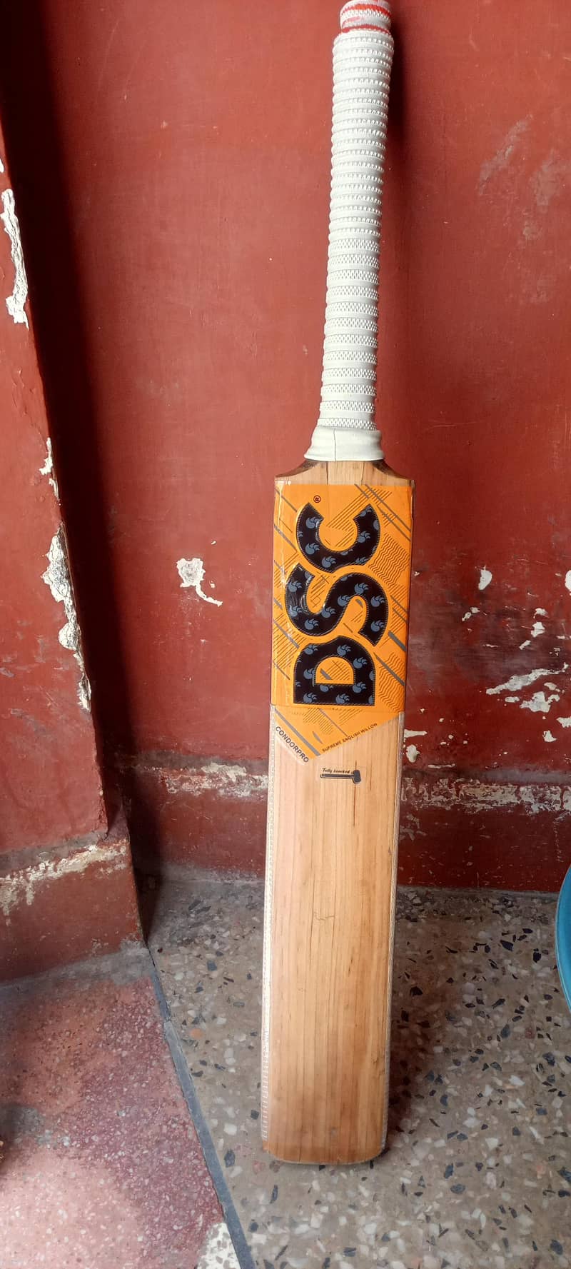 DSC Original Bat 1