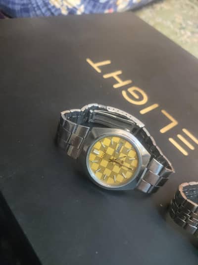 seiko 5 and citizen