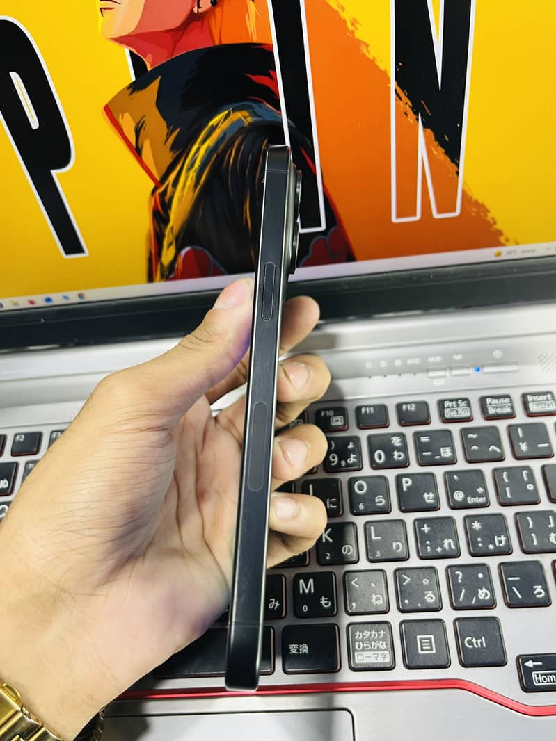 IPHONE 15 pro 3