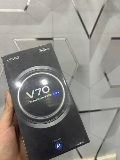 Vivo V70 | 12/256GB | Elegant Black | Box Pack