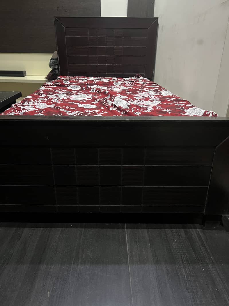 single bed 6