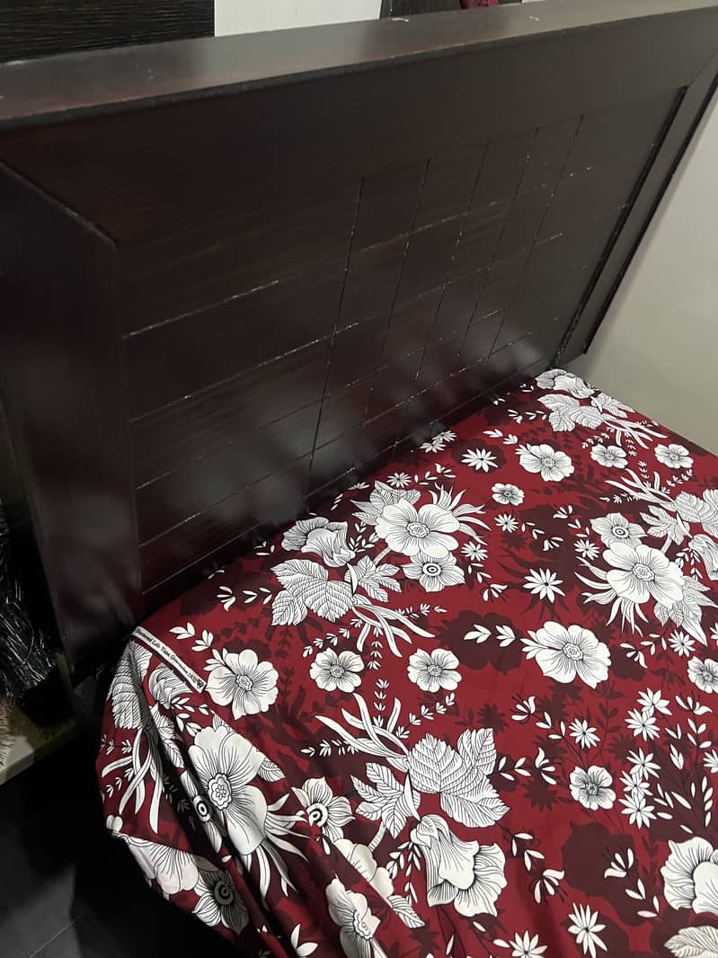 single bed 7