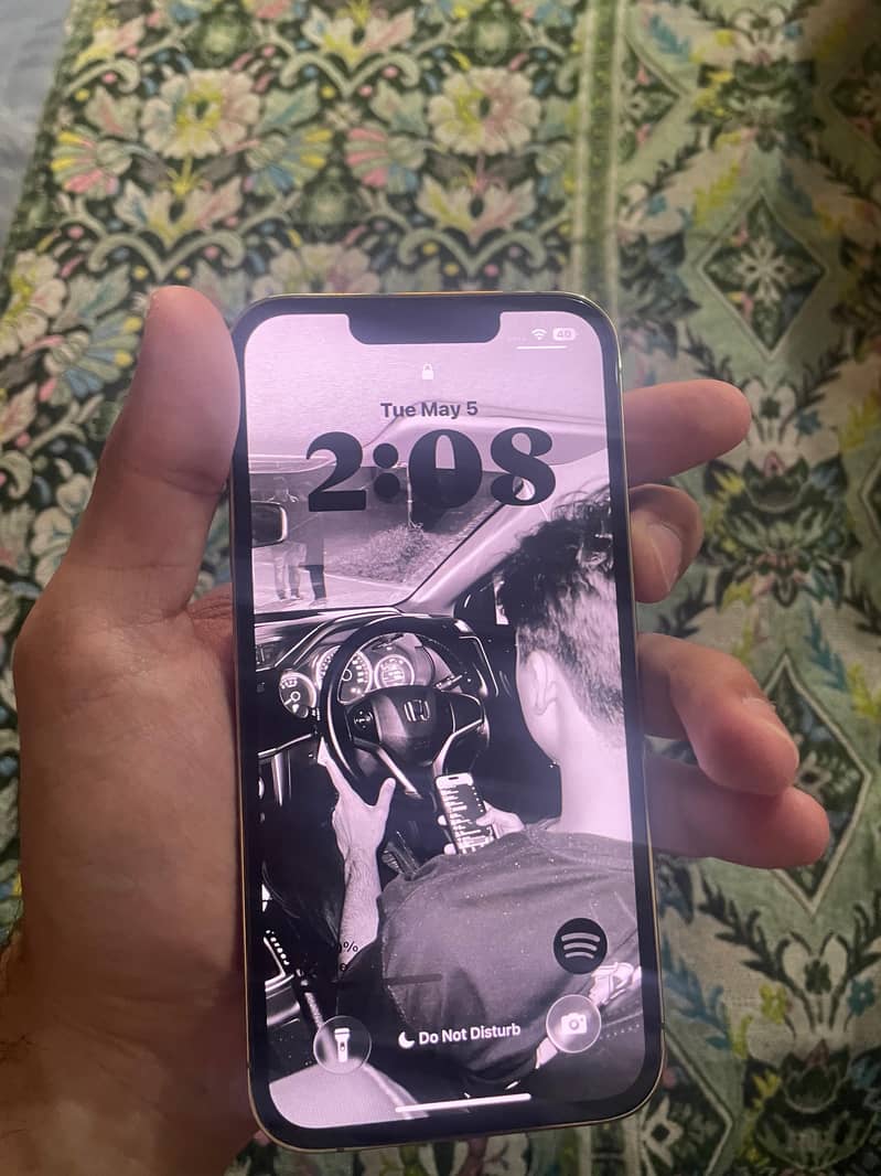 Iphone 13 pro 4