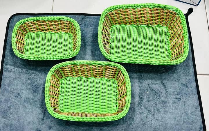 1 PCS  NYLONE CANE MATERIAL FOOD SERVING BREAD BASKET / NAAN BASKET   Best For Kitchen and Home Uses
