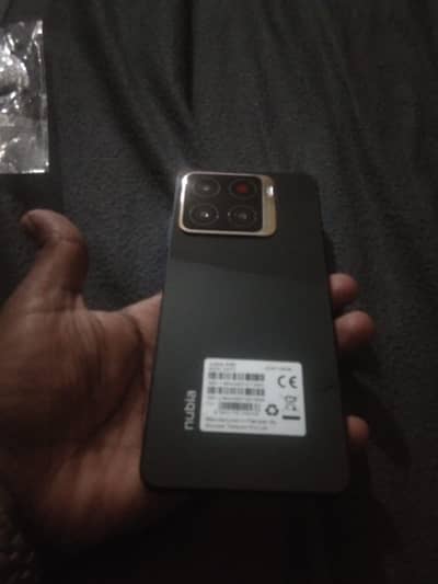 Nubia A56 4+4 ram 128 room