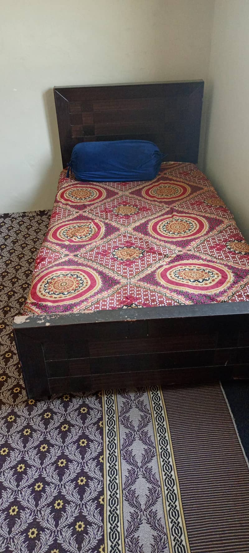 single bed 7