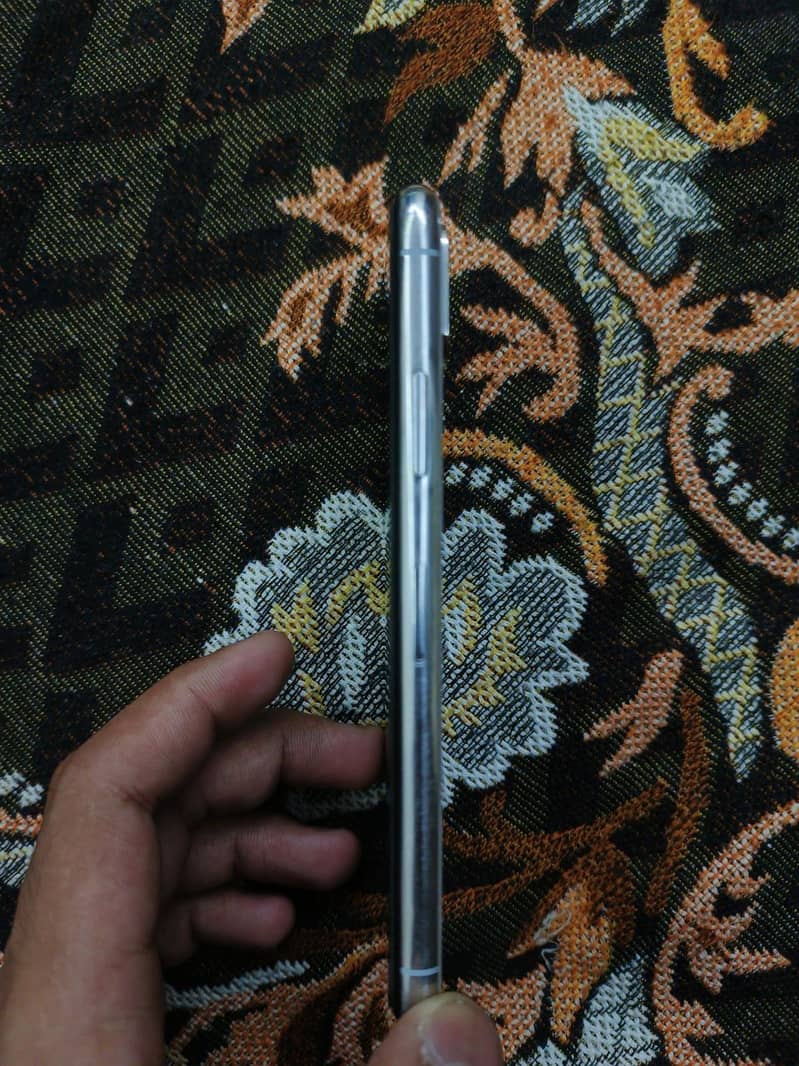 IPhone X 3