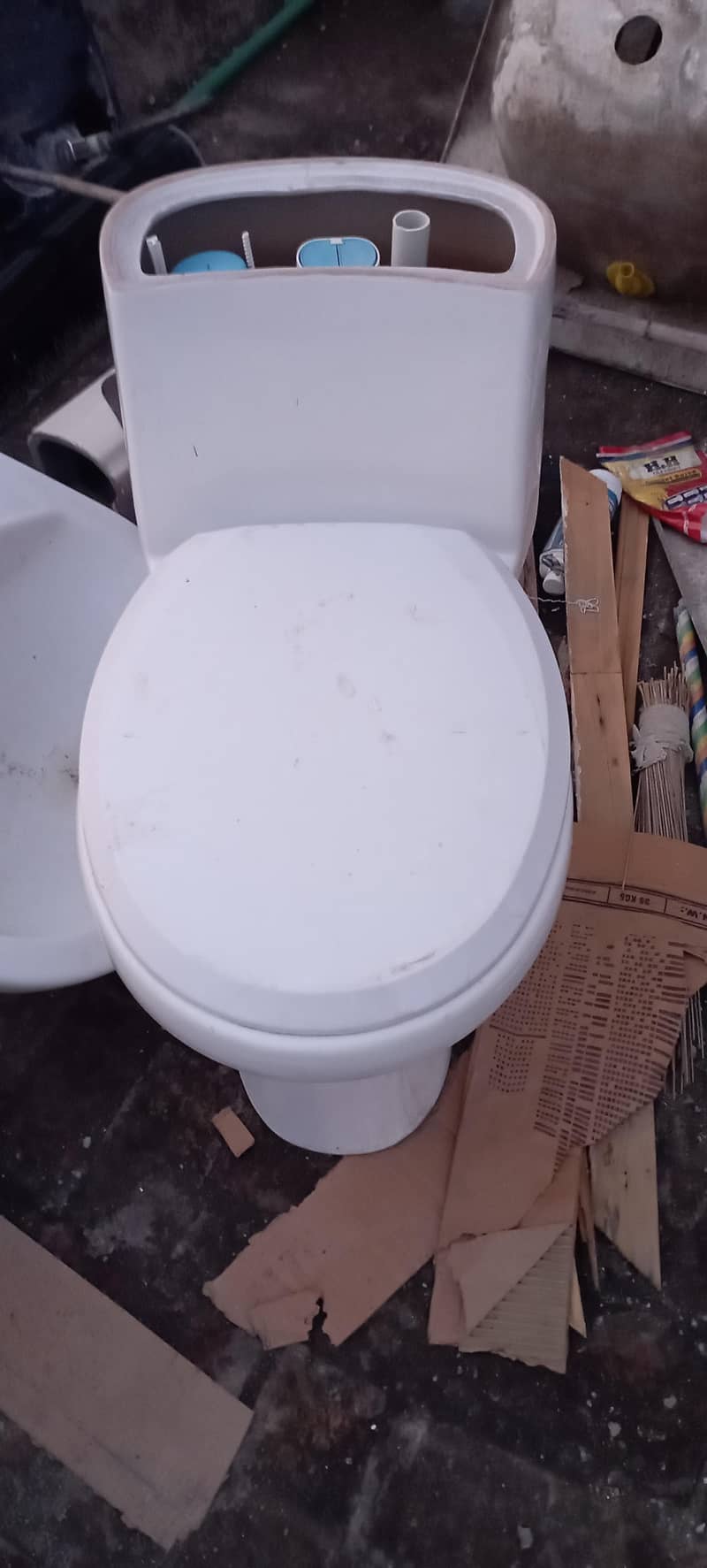 Commode and Basin set 3