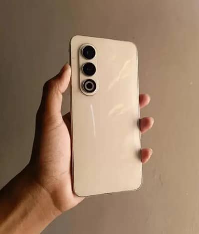 Itel S25 6+6gb ram 128gb rom