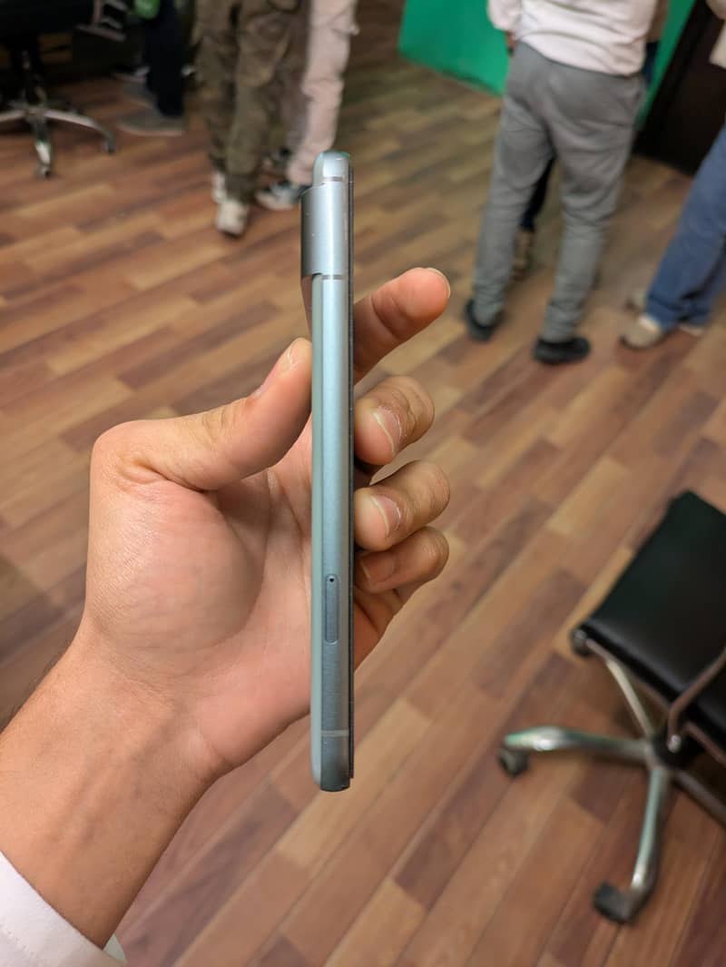 Google Pixel 8 3