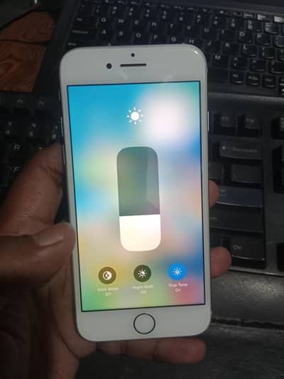 iPhone 8 Condition 10/9.8  very  good Condition