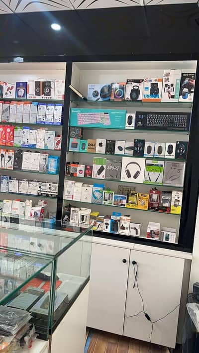 Mobile Shop K Liye Complete Furniture Setup