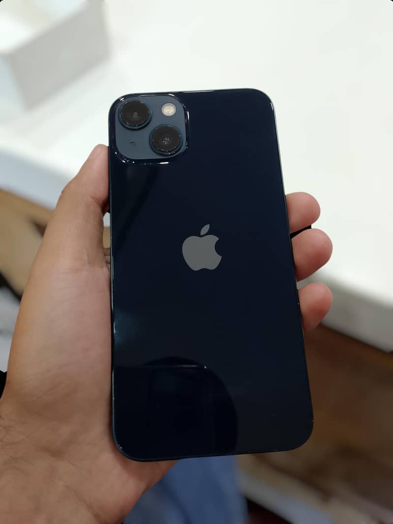 iPhone 13 1