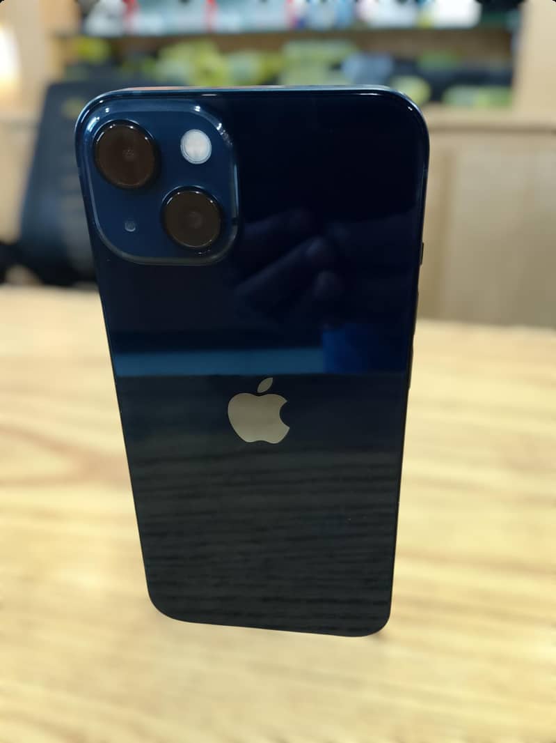 iPhone 13 2