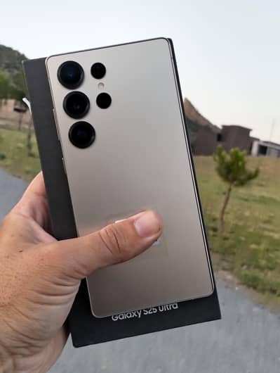 Samsung Galaxy S 25 Ultra official PTA 512