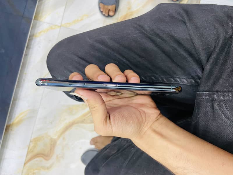 iPhone 11pro max 2