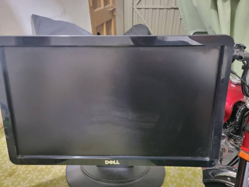 Monitor 4