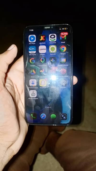 I phone 11 pro mex 256 Pta approved