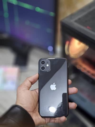 Apple Iphone 11 | 10/10 condition | 4/64