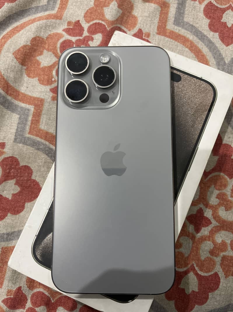 Iphone 15 pro max 0
