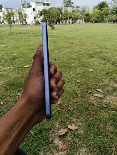 vivo y17s