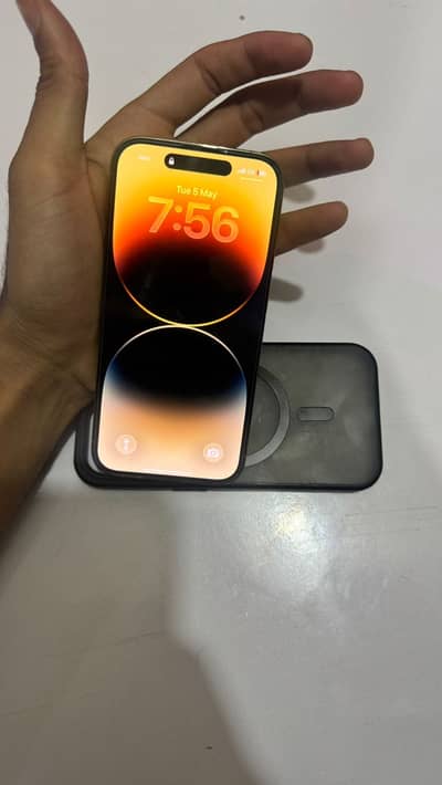 Iphone.  14 pro. PTA. Prove.  10 by 10.  Conditions.     95.  Batery