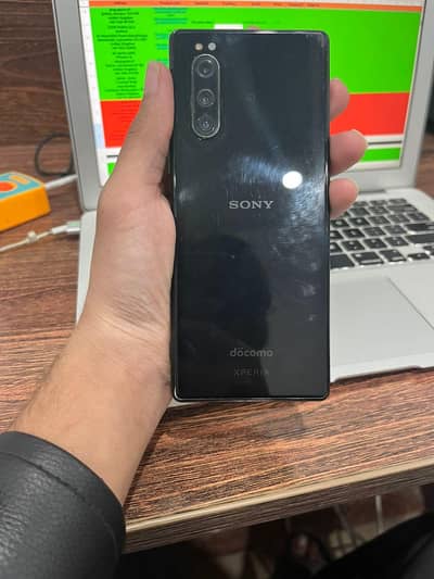 Sony Experia 5