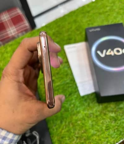 Vivo V40e 8GB Ram 256 GB memory PTA approved. 0325=3982=953