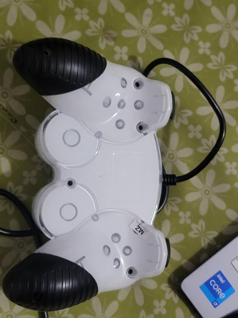 Gaming Controller 4