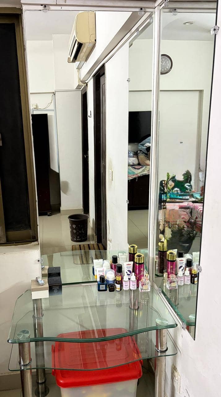 Glass Dressing Table 0