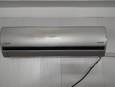 Orient 1.5 Ton DC Inverter Gold Fin 10/10 working condition