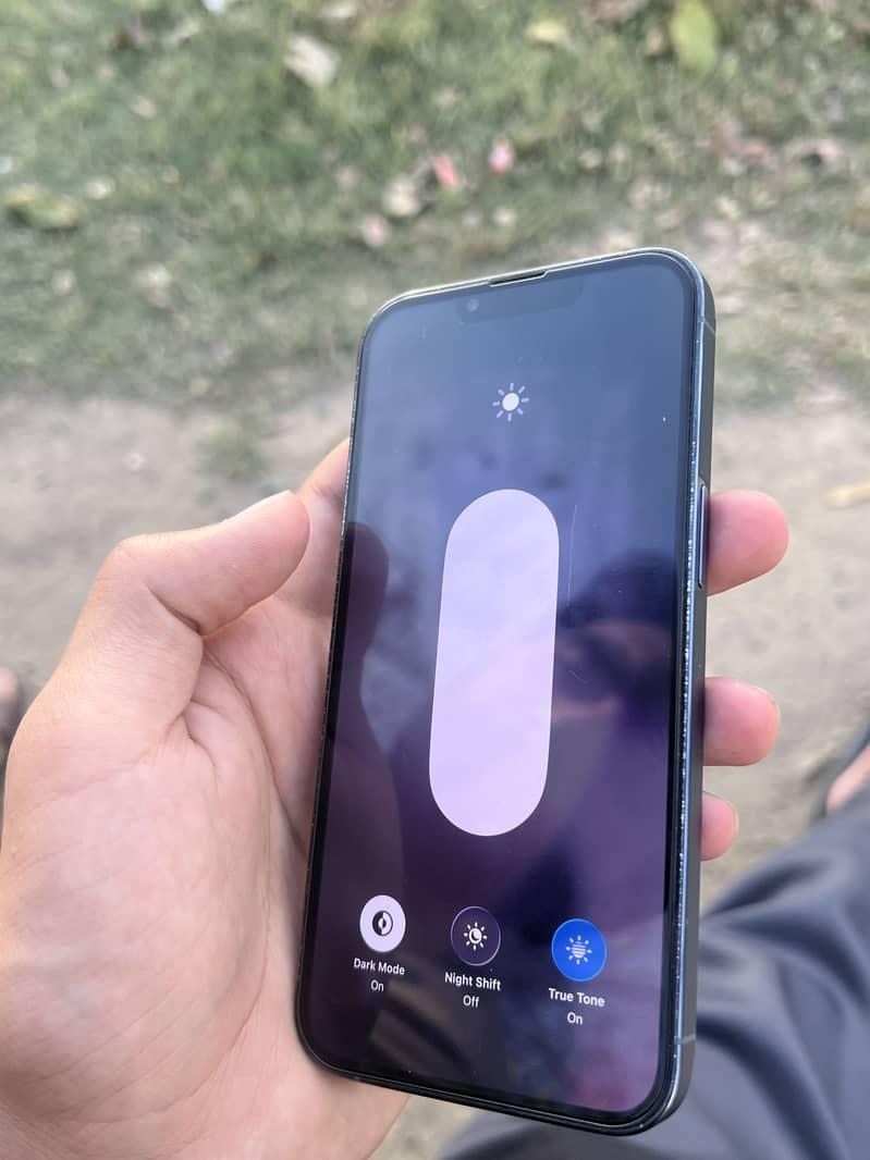 iPhone 13 Pro 8