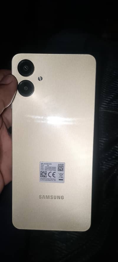 Samsung Galaxy A06 4/64 only 6 months use with box