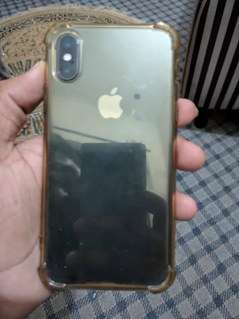 Iphone xs 4