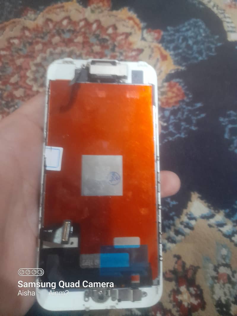 iPhone 7 screen 1