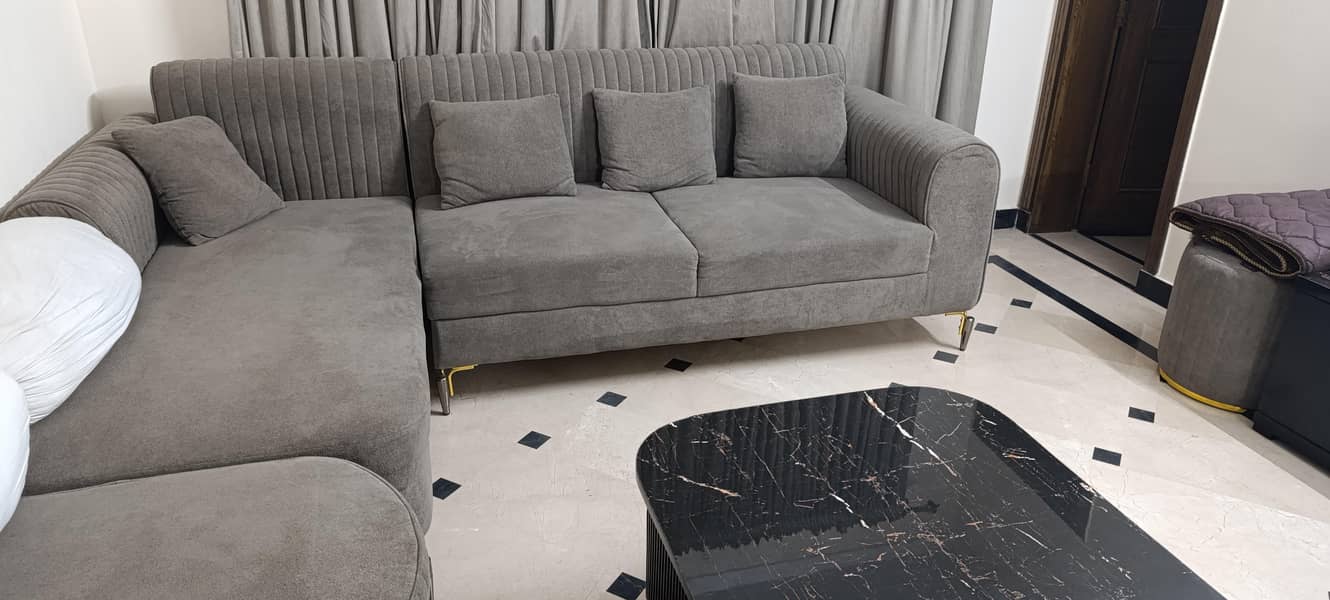 L sofa shaped 0