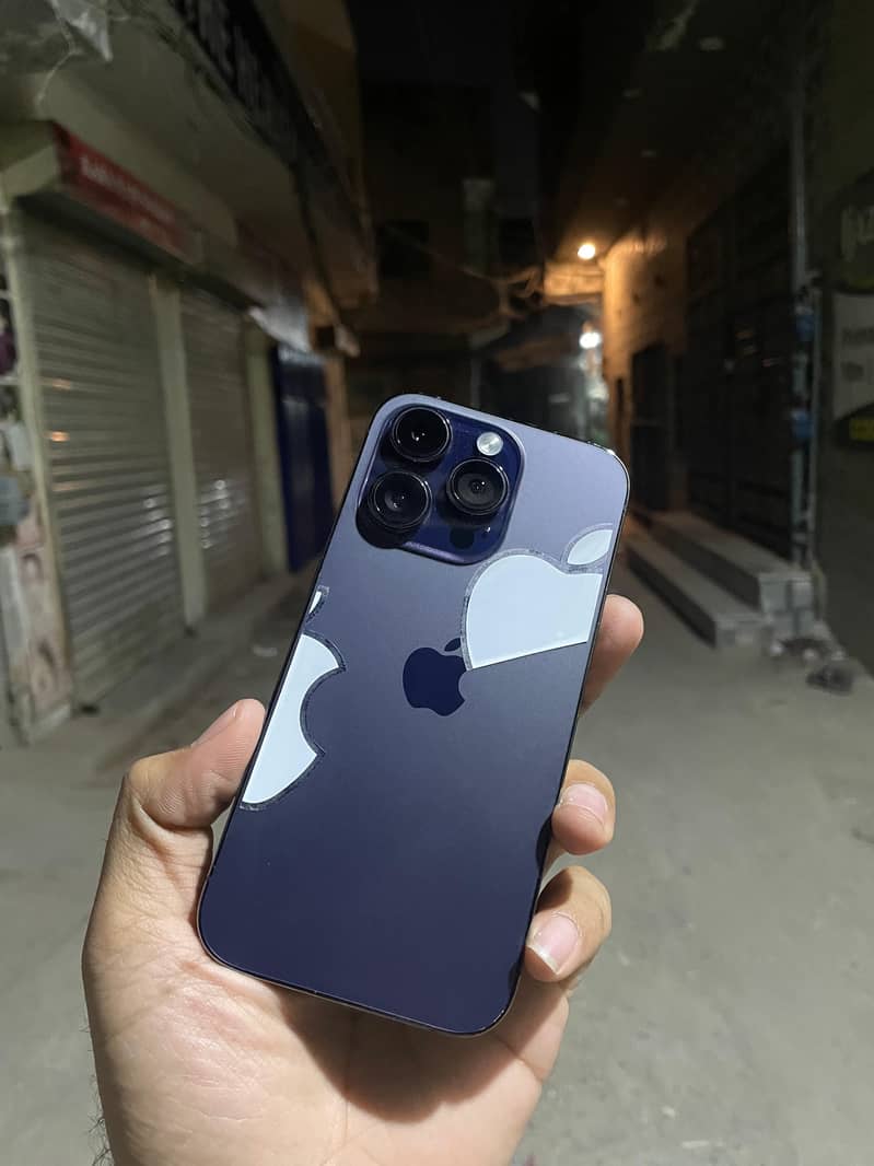 iphone 14 pro 2