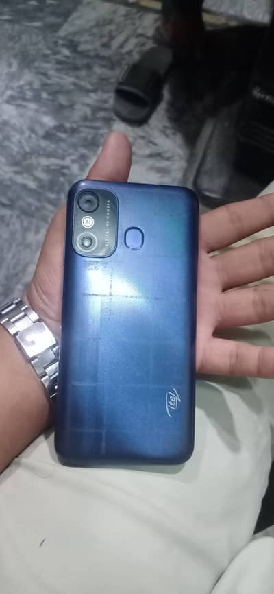 dba nhi hy chargar hy 2gb ram 32gb storge