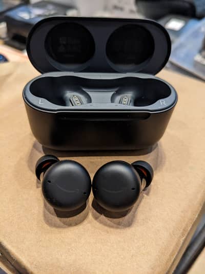 Amazon Echo buds