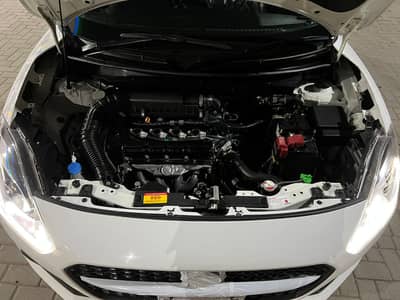 Suzuki Swift GLX 2022