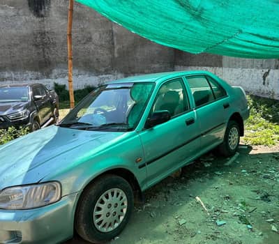 Honda City 2001 . . . painted . . urgent sale